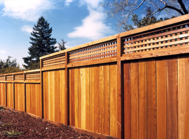 California Redwood Fencing Flat, DogEared, Square, & Lattice